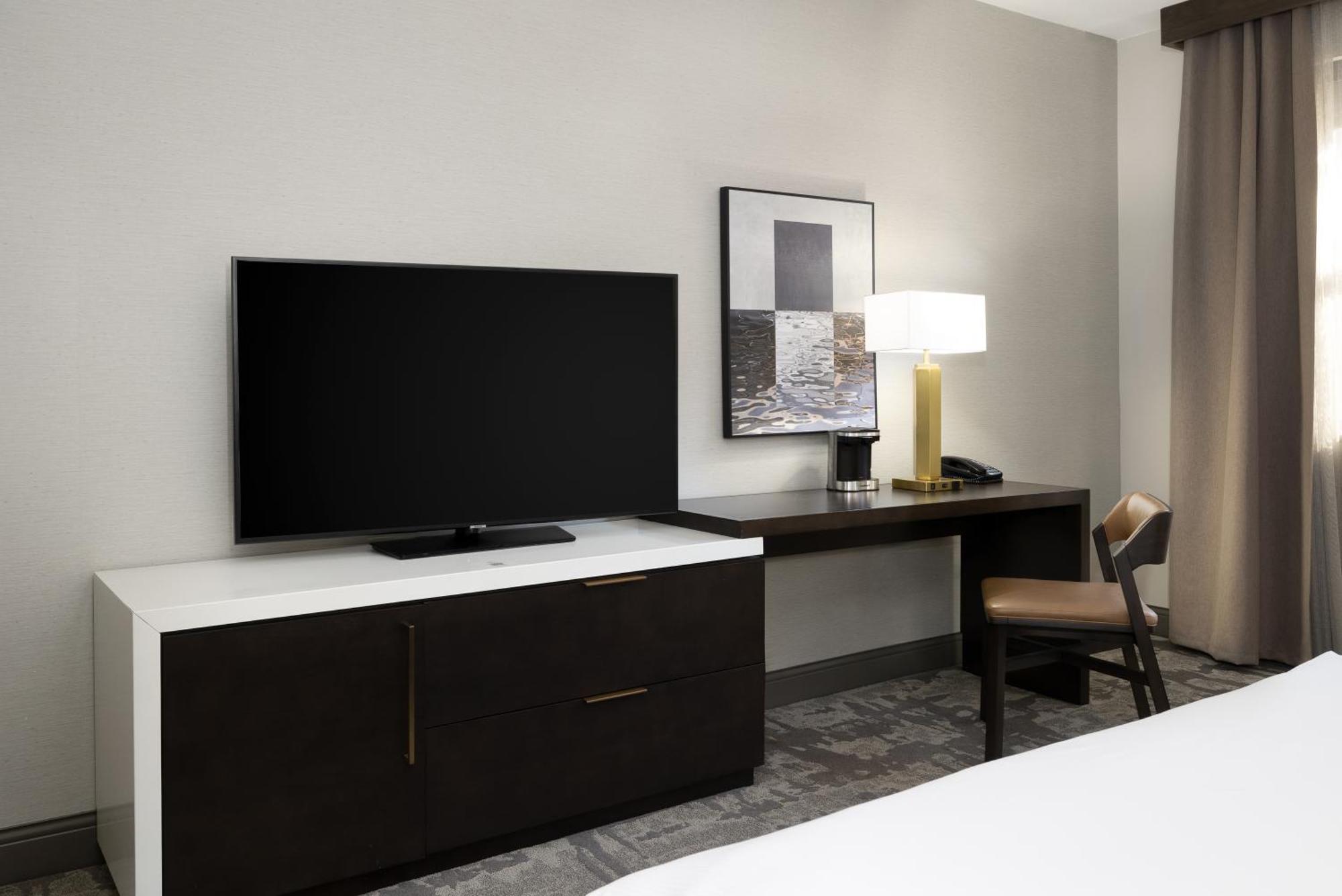 Hotel Hilton Promenade Branson Landing Extérieur photo