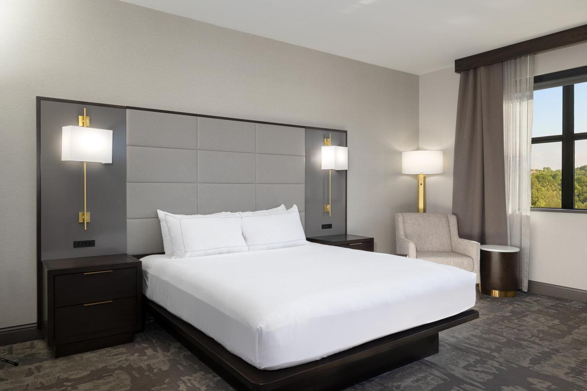 Hotel Hilton Promenade Branson Landing Extérieur photo